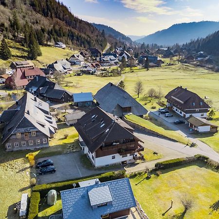 Galeriewohnung In Menzenschwand-Hinterdorf Екстериор снимка